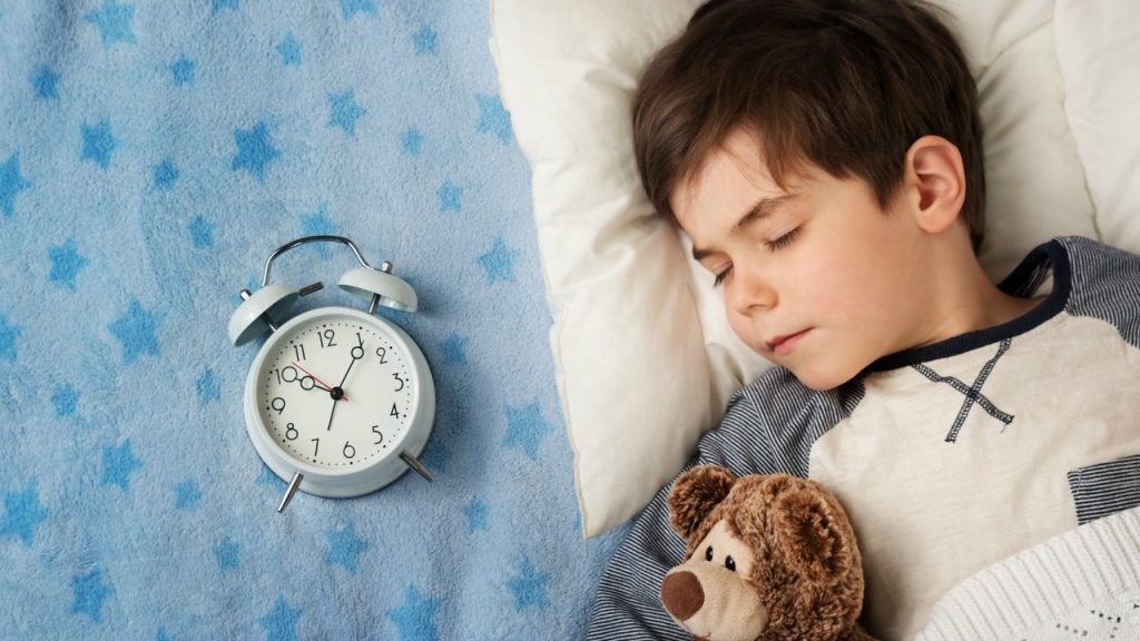 Yetersiz uyku, çocuklarda duygusal bozukluklar yaşama riskini artırıyor.